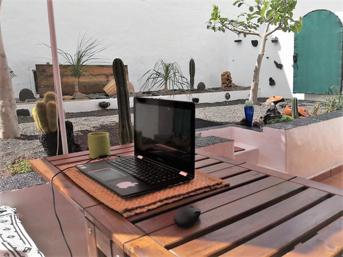 Budda house Puerto del carmen. Tías Esterno foto